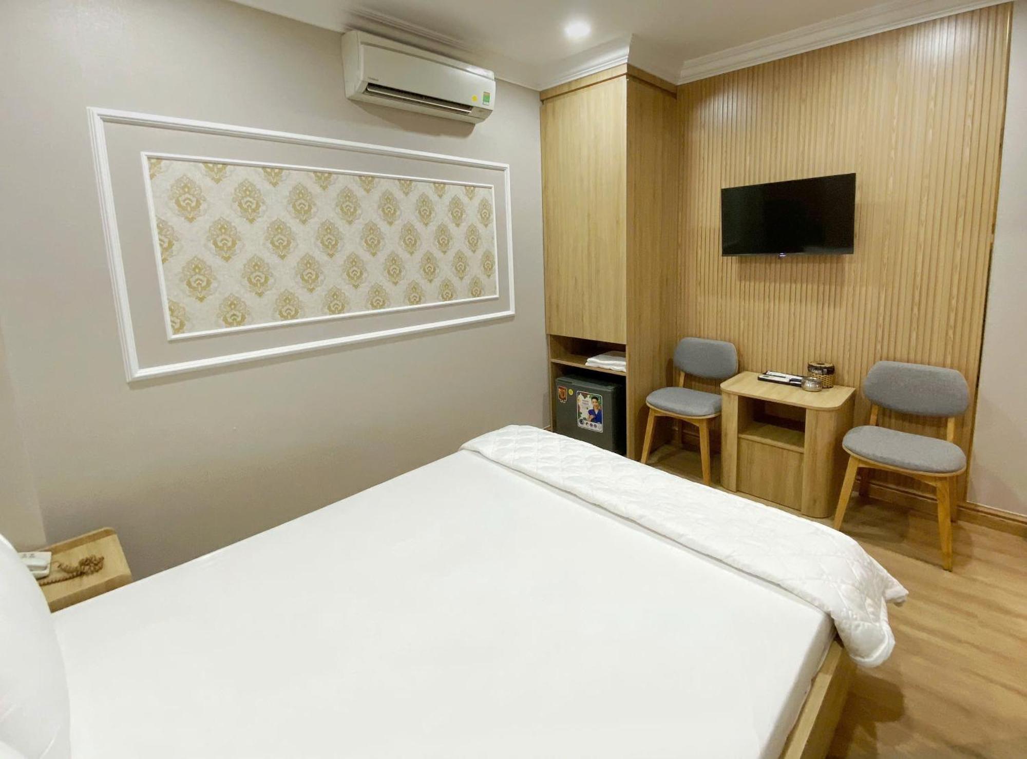 Thanh Binh Premium Hotel Thành Pho Ho Chí Minh Esterno foto