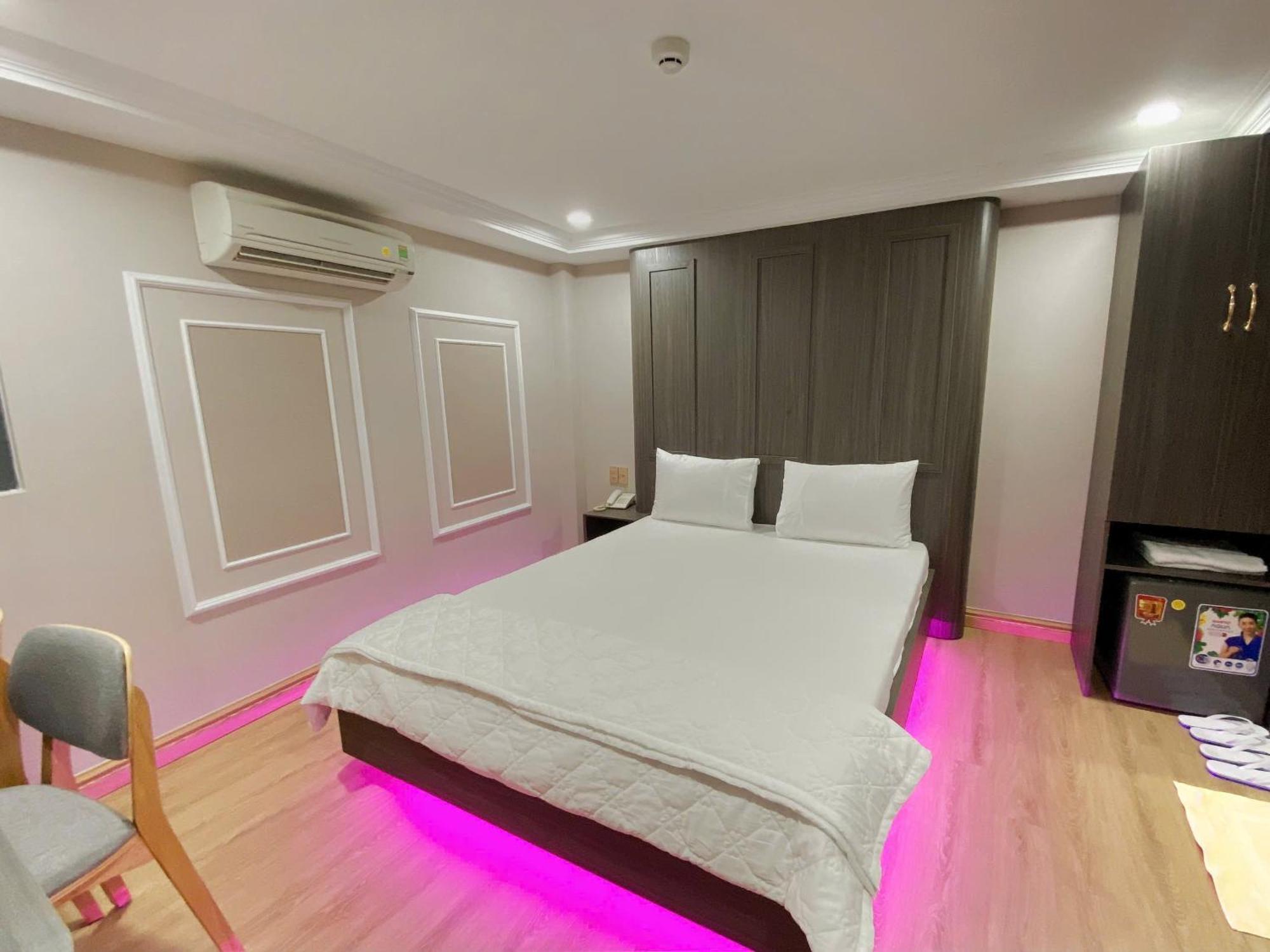 Thanh Binh Premium Hotel Thành Pho Ho Chí Minh Esterno foto